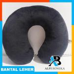Produsen souvenir boneka