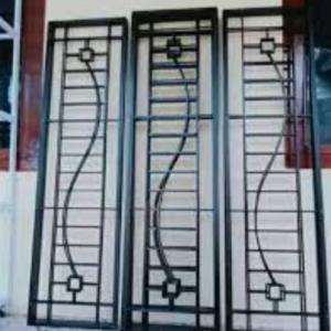 tralis jendela minimalis modern