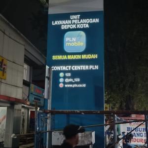 Pylon sign | Totem Sign | huruf timbul | neonbox - 2 sisi 4 Meter