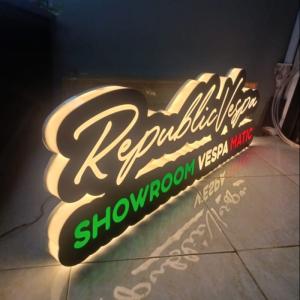 Neon box custom packing kayu dan Akrilik Solid - 150x60